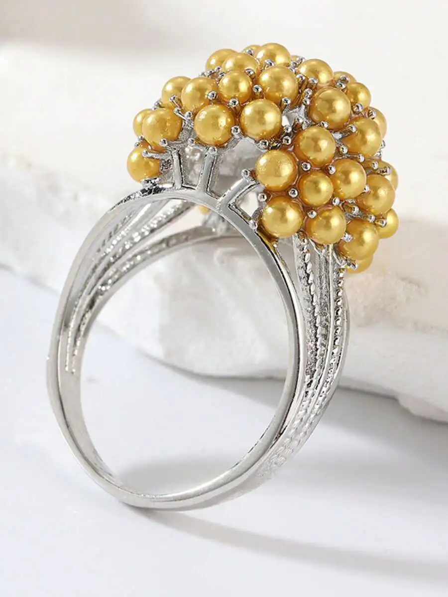Vintage Style Faux Pearl Cluster Ring For Women Wedding Anniversary Party
Vintage Style Faux Pearl Cluster Ring For Women Wedding Anniversary Party