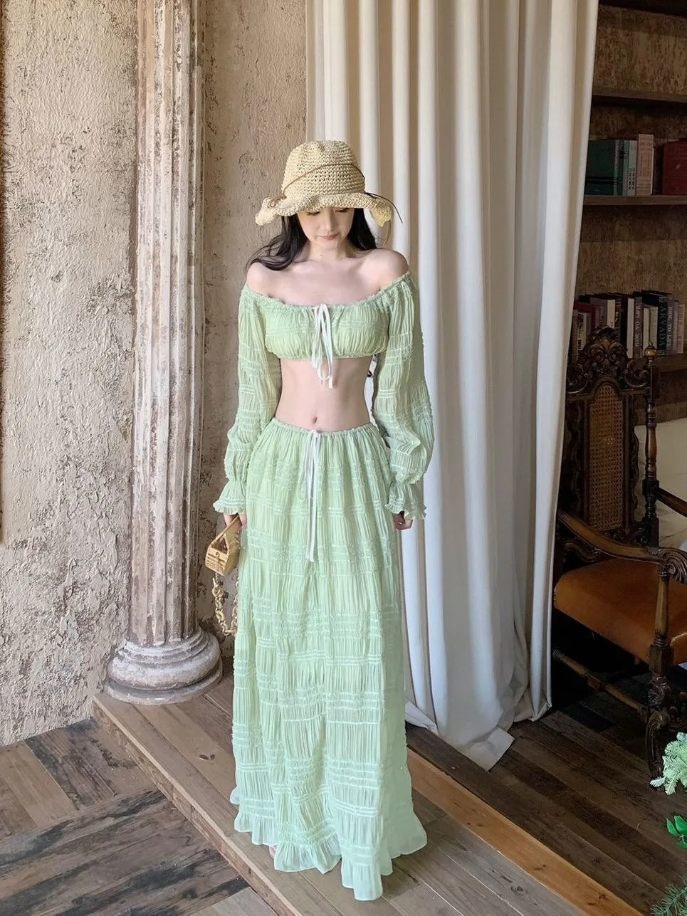 Pure Desire Style Beach Skirt Swimsuit Two-Piece Set Island Vacation Cover-Up Slimming Summer Polyester Material
Pure Desire Style Beach Skirt Swimsuit Two-Piece Set Island Vacation Cover-Up Slimming Summer Polyester Material