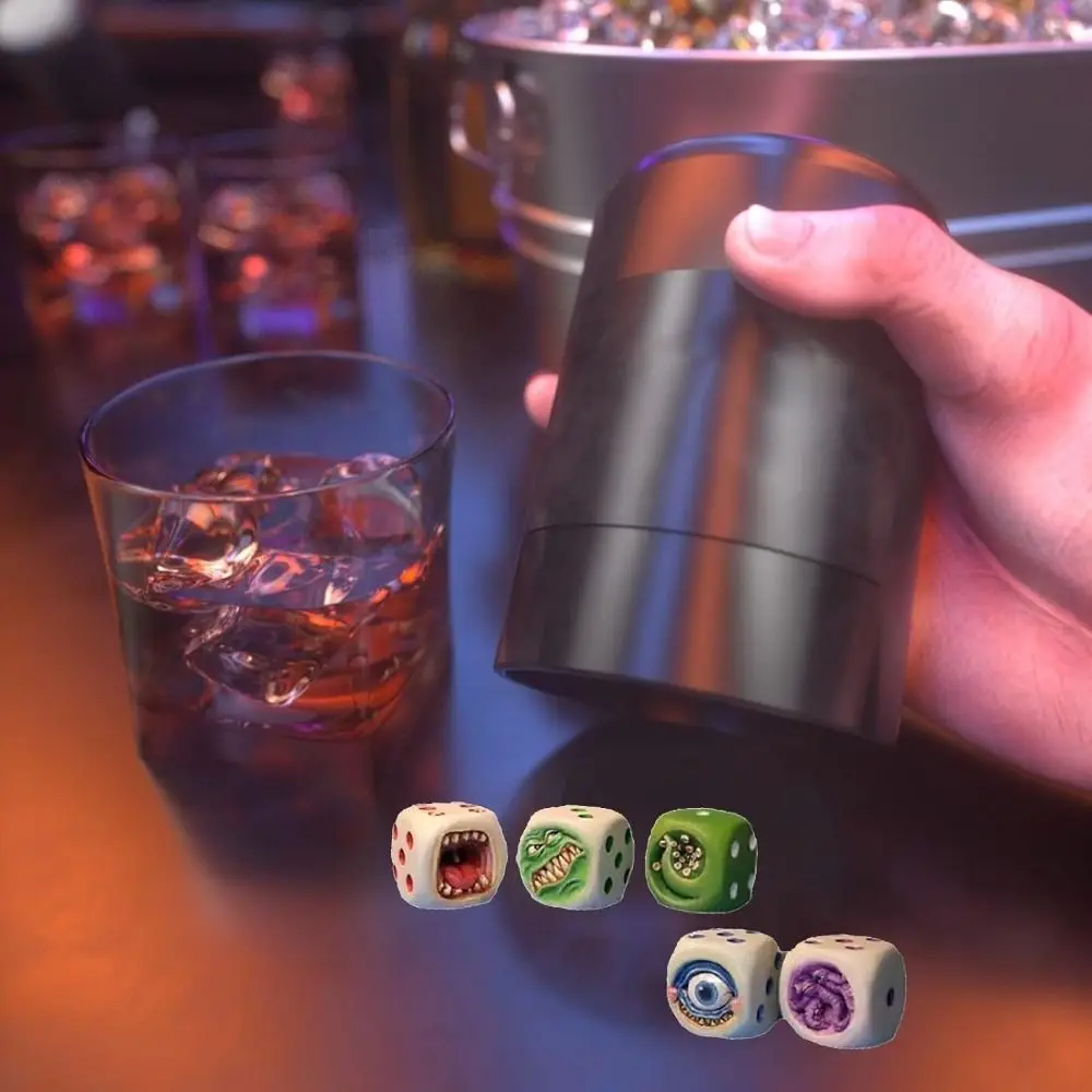 Новый набор кубиков для настольной игры, пластиковый реквизит для игры на вечеринку, набор кубиков для настольной игры, реквизит, домашний декор, набор кубиков из смолы ручной работы с забавным лицом
Новый набор кубиков для настольной игры, пластиковый реквизит для игры на вечеринку, набор кубиков для настольной игры, реквизит, домашний декор, набор кубиков из смолы ручной работы с забавным лицом