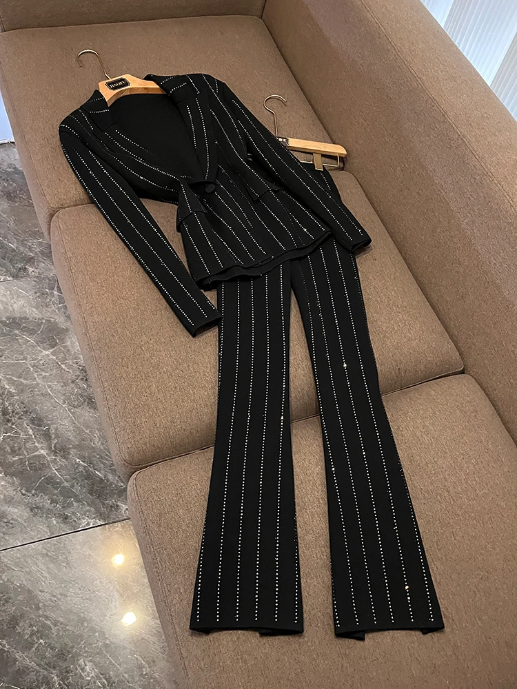 Faionable Heavy-Du зимний вязаный свитер, кардиган и брюки, комплект K28 для молодых женщин, ансамбль Ele и Sli
Faionable Heavy-Du зимний вязаный свитер, кардиган и брюки, комплект K28 для молодых женщин, ансамбль Ele и Sli