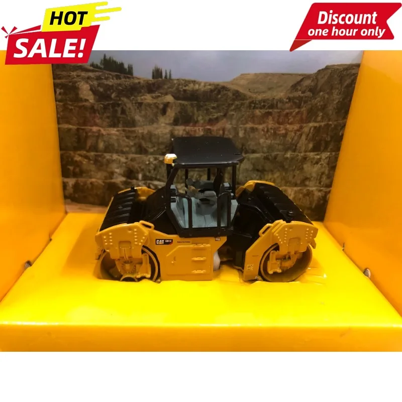 DM 1:64 for CAT CB-13Vibratory Roller Caterpillar Roller Engineering Model 85630
DM 1:64 for CAT CB-13Vibratory Roller Caterpillar Roller Engineering Model 85630