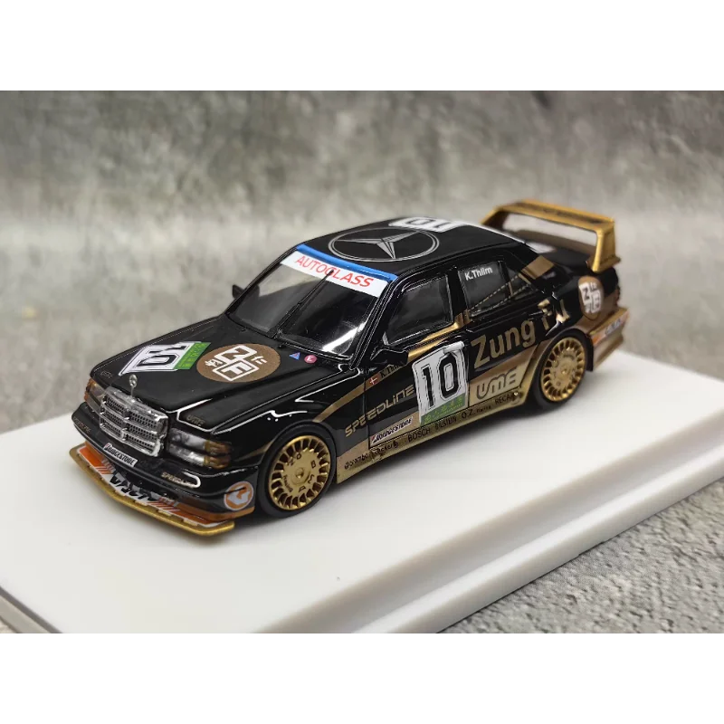 Diecast 1/64 Scale BENZ 190 2.5-16 /Evolution Alloy Car Model Collectible Toy Gift Souvenir Display Ornament
Diecast 1/64 Scale BENZ 190 2.5-16 /Evolution Alloy Car Model Collectible Toy Gift Souvenir Display Ornament