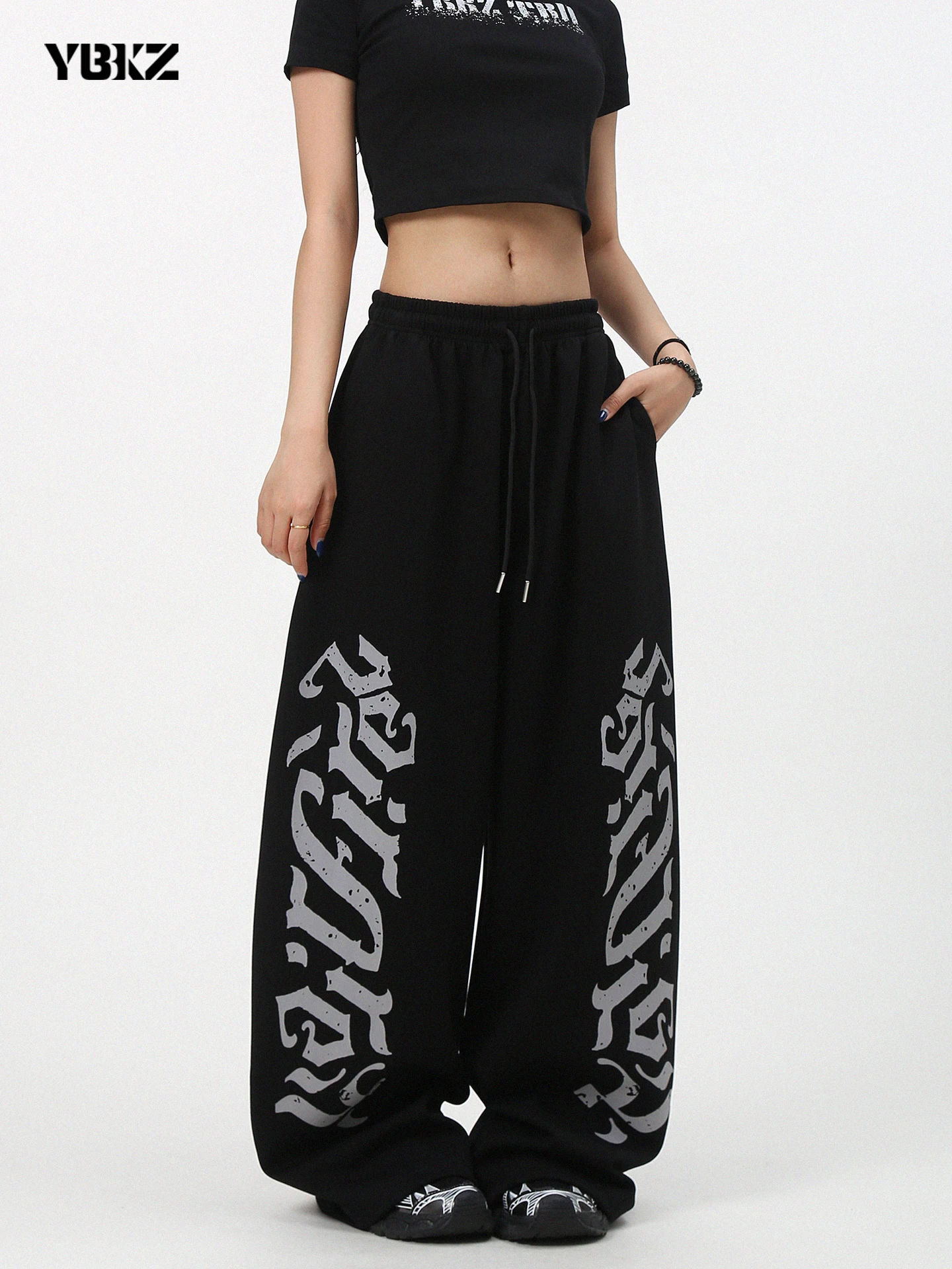 YBKZ Trendy American Retro Straight Leg Sports Pants Loose Wide Leg Dance Jazz Dance Sweatpants Women Casual Knitted Trousers
YBKZ Trendy American Retro Straight Leg Sports Pants Loose Wide Leg Dance Jazz Dance Sweatpants Women Casual Knitted Trousers