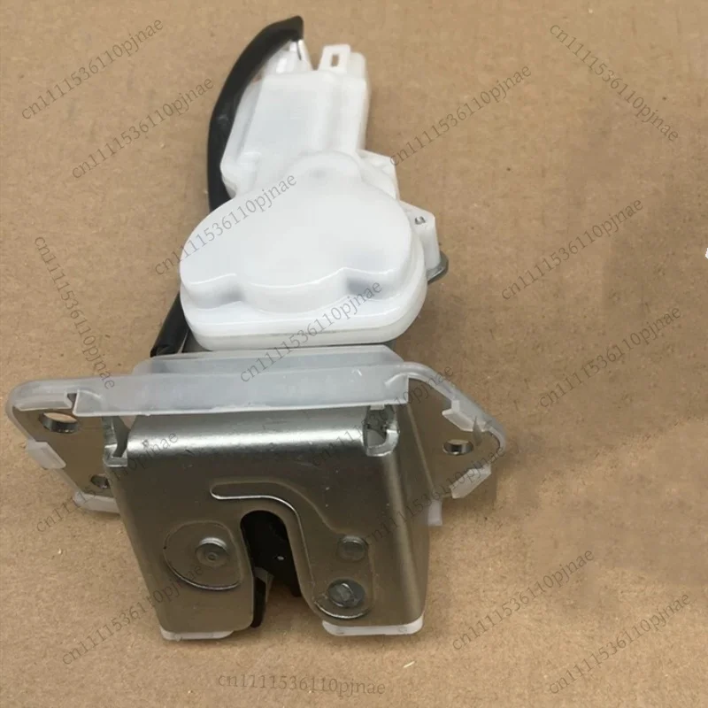 New High Quality Parts Back Door Latch Assy,Tailgate Electric Lock 82510-63J00,82510-63J01 For Suzuki SX4 Swift
New High Quality Parts Back Door Latch Assy,Tailgate Electric Lock 82510-63J00,82510-63J01 For Suzuki SX4 Swift