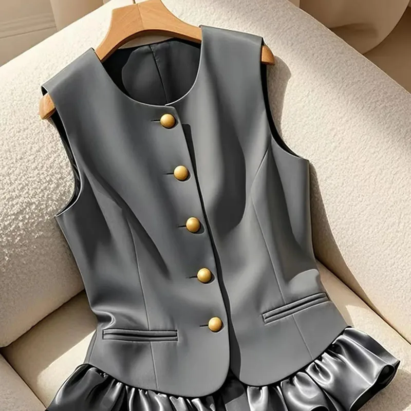 Ladies New Fashion Jacket Design Sense Grey Suit Ruffled Vest Spring New Chinese Style Vest Single-Breasted Simple Round Coat 
Ladies New Fashion Jacket Design Sense Grey Suit Ruffled Vest Spring New Chinese Style Vest Single-Breasted Simple Round Coat