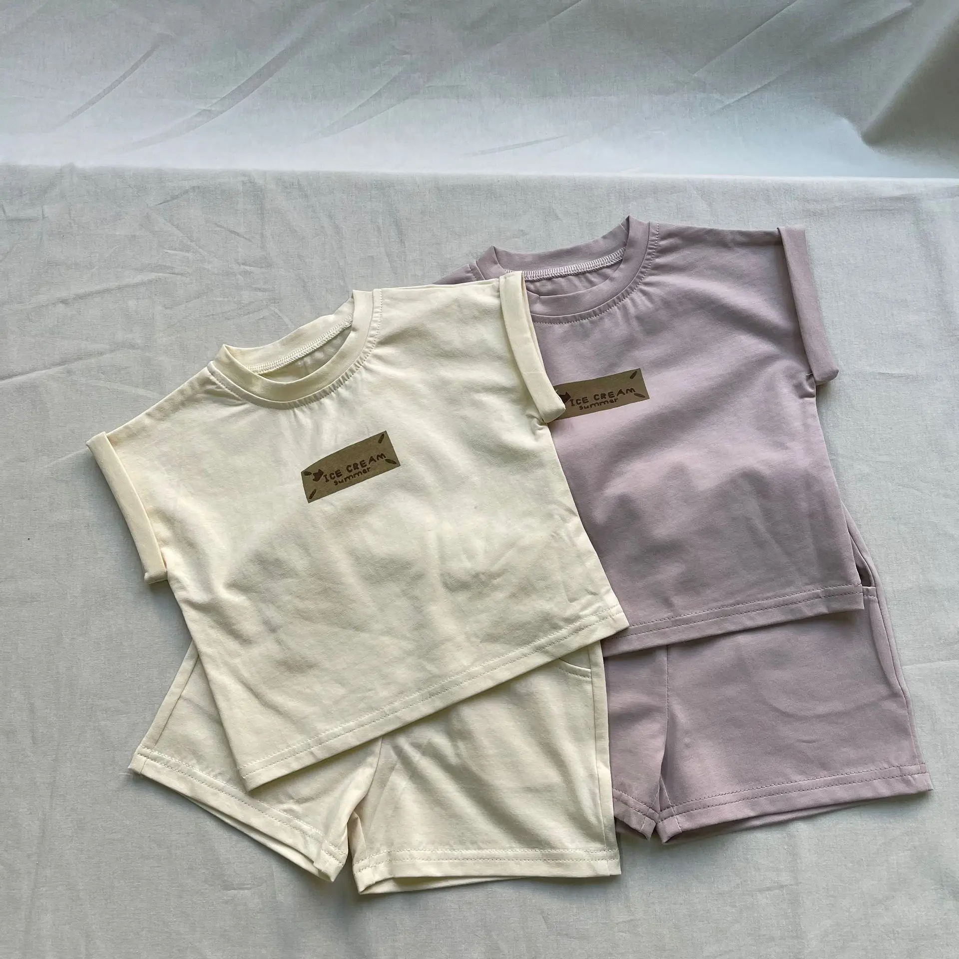 2025 Summer New Baby Short Sleeve Clothes Set Infant Letter T Shirts + Shorts 2pcs Suit Toddler Boy Girl Simple Casual Outfits
2025 Summer New Baby Short Sleeve Clothes Set Infant Letter T Shirts + Shorts 2pcs Suit Toddler Boy Girl Simple Casual Outfits