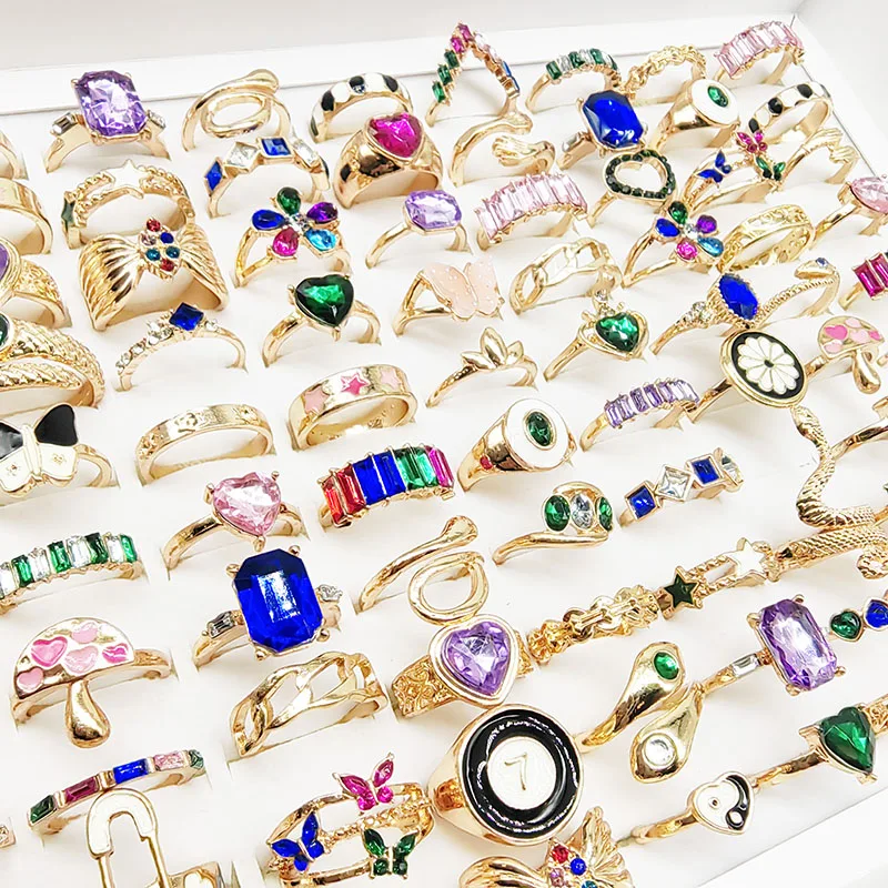 50pcs/Lot Wholesale Mix Style Gold Color Finger Rings for Women Purple Crystal Green Enamel Snake Cute Personal Joint Ring Girls
50pcs/Lot Wholesale Mix Style Gold Color Finger Rings for Women Purple Crystal Green Enamel Snake Cute Personal Joint Ring Girls