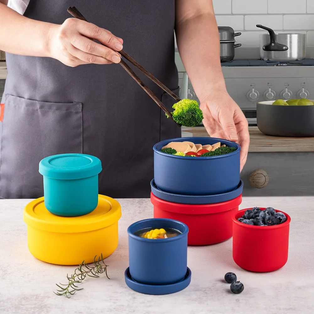 Multifunctional Portable Silicone Lunch Box Round Reusable Fruit Storage Box Food Grade Leakproof School Lunch Container Picnic
Multifunctional Portable Silicone Lunch Box Round Reusable Fruit Storage Box Food Grade Leakproof School Lunch Container Picnic