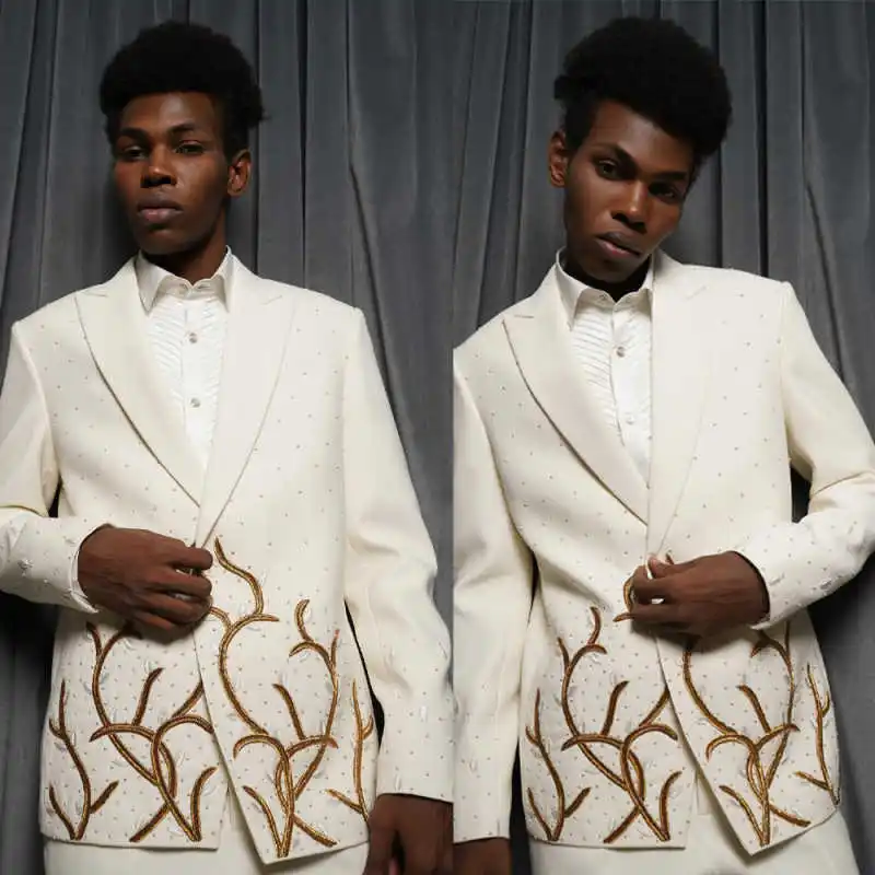 Handsome Men's Suits 2 Pieces Peaked Lapel Jacket Crystals One Button Formal Business Occasion Party Customized
Handsome Men's Suits 2 Pieces Peaked Lapel Jacket Crystals One Button Formal Business Occasion Party Customized