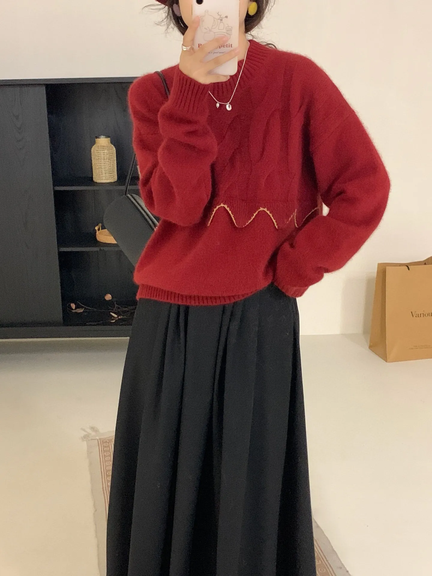 New 2023 Autumn And Winter Women's ClothingCable-Knit Sweater round Neck Sweater with Stringy Selvedge 1024
New 2023 Autumn And Winter Women's ClothingCable-Knit Sweater round Neck Sweater with Stringy Selvedge 1024