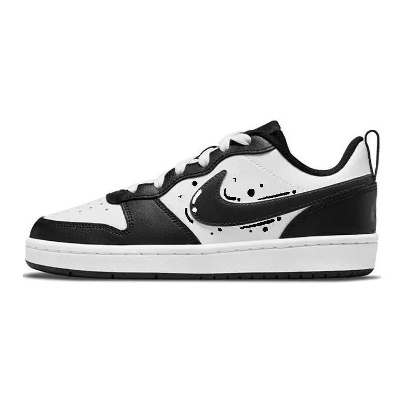 【Customize】Nike Court Borough Skateboarding Shoes Women's Low-top Black&White Sneakers shoes BQ5448-115
【Customize】Nike Court Borough Skateboarding Shoes Women's Low-top Black&White Sneakers shoes BQ5448-115