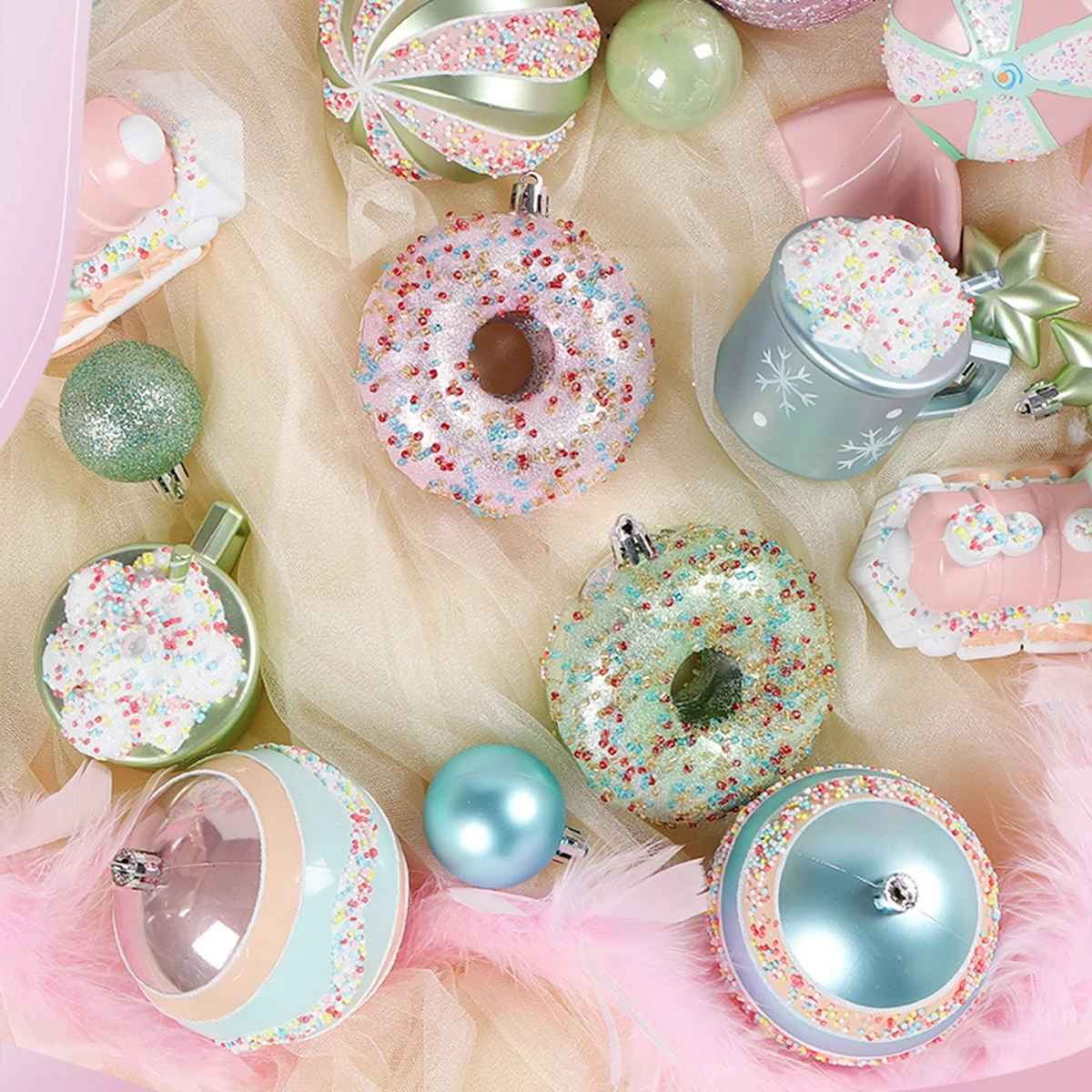 Christmas Tree Decorations Cute Pink Christmas Balls Plastic Decorations Interior Decorations Wedding Party Home Office
Christmas Tree Decorations Cute Pink Christmas Balls Plastic Decorations Interior Decorations Wedding Party Home Office