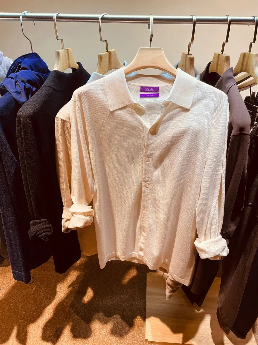 American Style Silk Woolen Shirt Comfortable Collar Knitted Fashion Urban Men's Autumn Breathable Long Sleeve Casual Shirt
American Style Silk Woolen Shirt Comfortable Collar Knitted Fashion Urban Men's Autumn Breathable Long Sleeve Casual Shirt