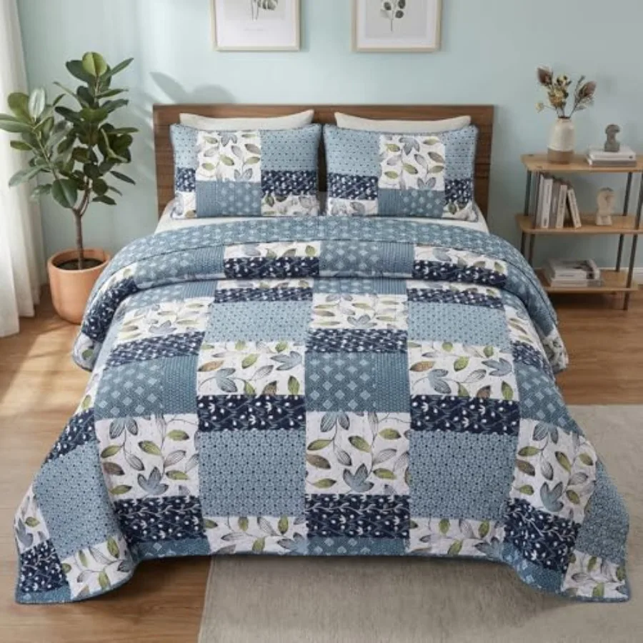 3-Piece Quilt Set - Size with 2 Shams Lightweight Quilted Bedspread Blue and White Floral Patchwork Design St All-son Bedding f
3-Piece Quilt Set - Size with 2 Shams Lightweight Quilted Bedspread Blue and White Floral Patchwork Design St All-son Bedding f
