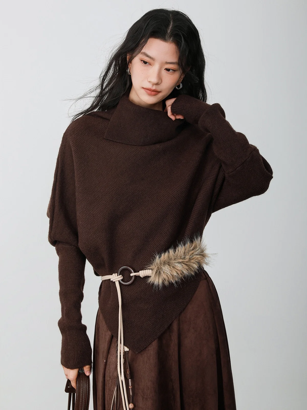 French Sle round Ne Batwing Sve Sweater in Latte Color Soft Acrylic Ladies Long Sve Knitted Wear for Daily Use B5D657M
French Sle round Ne Batwing Sve Sweater in Latte Color Soft Acrylic Ladies Long Sve Knitted Wear for Daily Use B5D657M