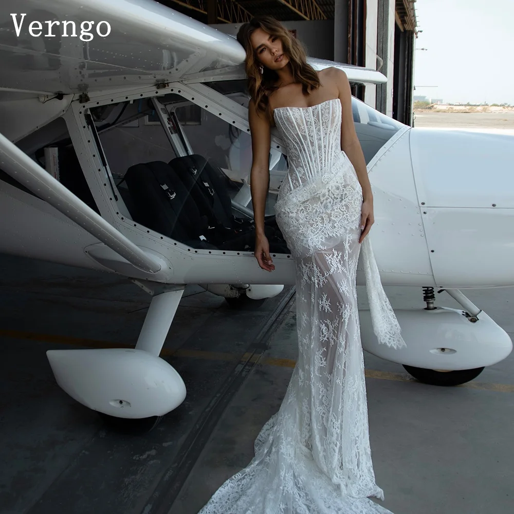 Verngo lvory Lace Mermaid Wedding Dress Strapless Bone Sexy Bridal Gowns Elegant Classy Pleat Bride Dresses Customized
Verngo lvory Lace Mermaid Wedding Dress Strapless Bone Sexy Bridal Gowns Elegant Classy Pleat Bride Dresses Customized