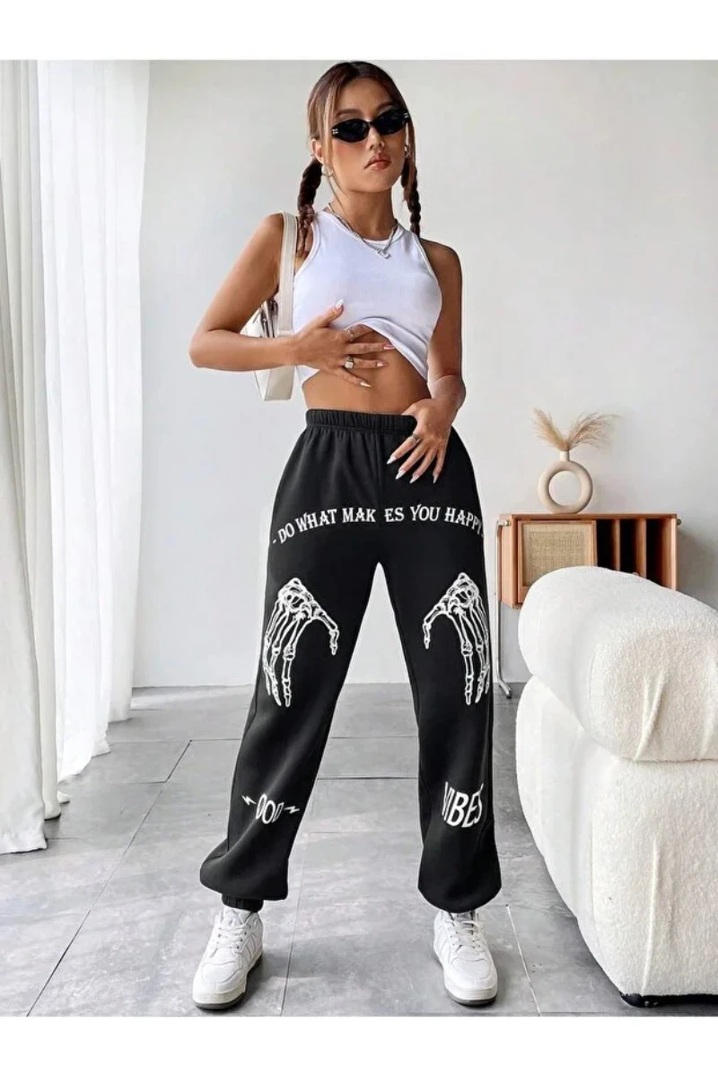 Skeleton Hand and Letter Pattern Elastic Waistband All-Season Sports Pants Elastic, Straight-Leg Style Machine Hip-Hop
Skeleton Hand and Letter Pattern Elastic Waistband All-Season Sports Pants Elastic, Straight-Leg Style Machine Hip-Hop