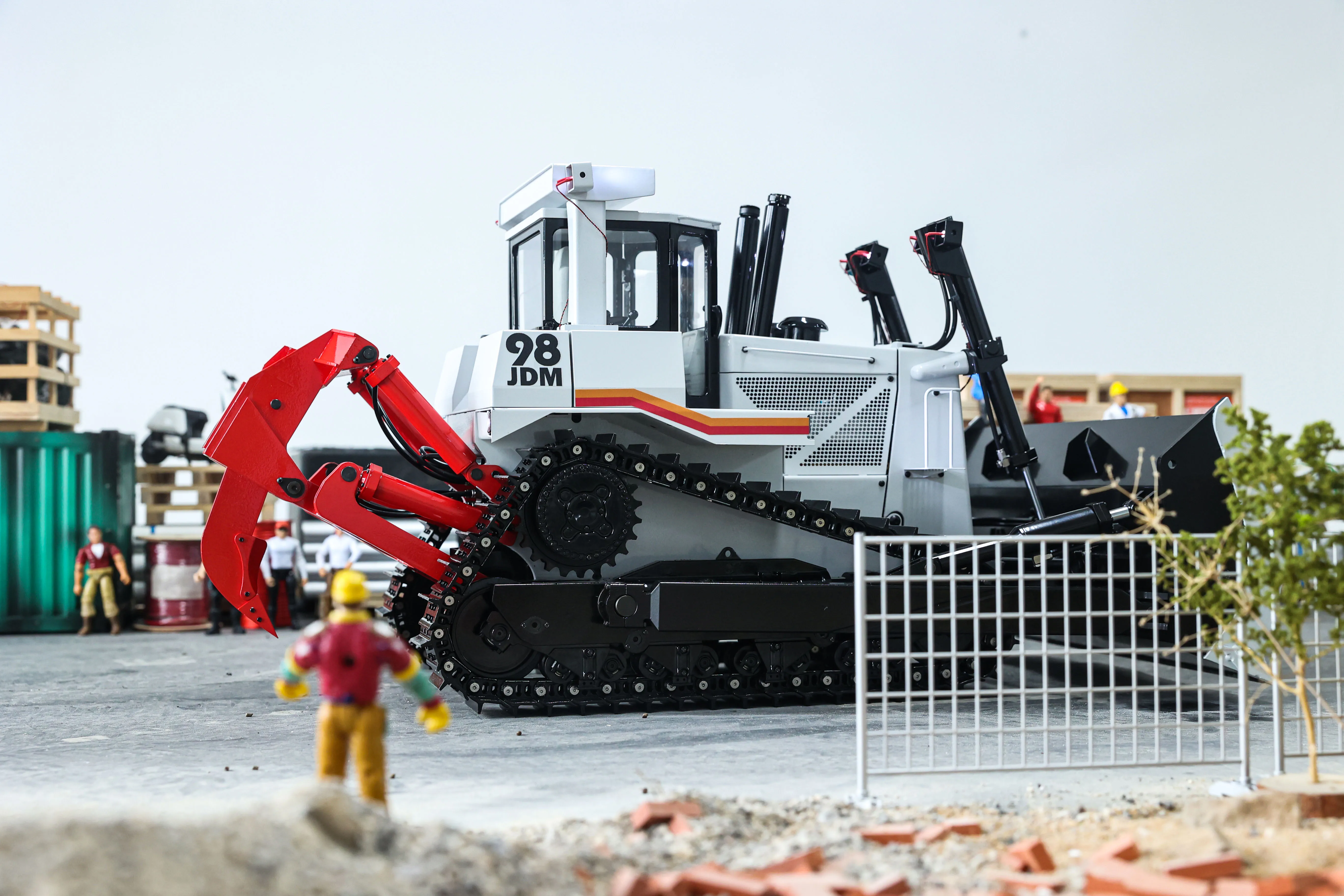 1/14 JDMODEL DXR2 RC Hydraulic Metal Dozer and D10T JDM-98 Upgraded Blade Remote Control Bulldozer 3T Sound System Model TH22896
1/14 JDMODEL DXR2 RC Hydraulic Metal Dozer and D10T JDM-98 Upgraded Blade Remote Control Bulldozer 3T Sound System Model TH22896