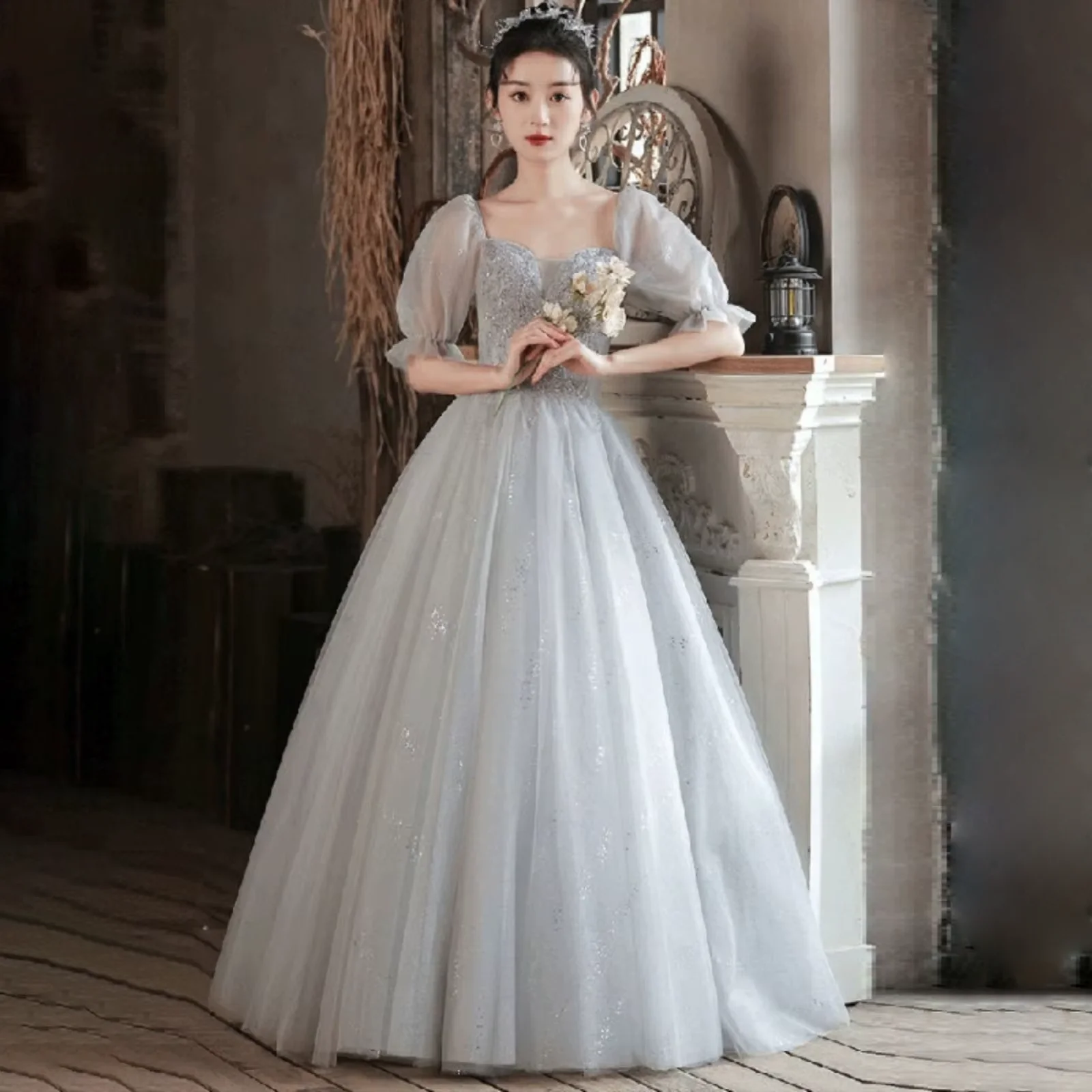 Silver Evening Dresses Elegant Off the Shoulder Lace-up Back Floor Length Pleats Tulle Sequined Formal Dresses
Silver Evening Dresses Elegant Off the Shoulder Lace-up Back Floor Length Pleats Tulle Sequined Formal Dresses