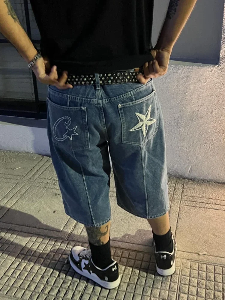 Star embroidered shorts men's new 2024 hip-hop stitching washed street trend retro fashion jeans high street casual sports pants
Star embroidered shorts men's new 2024 hip-hop stitching washed street trend retro fashion jeans high street casual sports pants