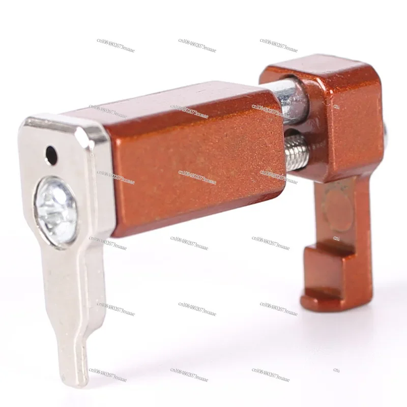 Инструмент для настройки интонации электрогитары: двойной шейкер-бридж, регулятор интонации для бриджей Floyd Rose и Shaker Vibrato
Инструмент для настройки интонации электрогитары: двойной шейкер-бридж, регулятор интонации для бриджей Floyd Rose и Shaker Vibrato