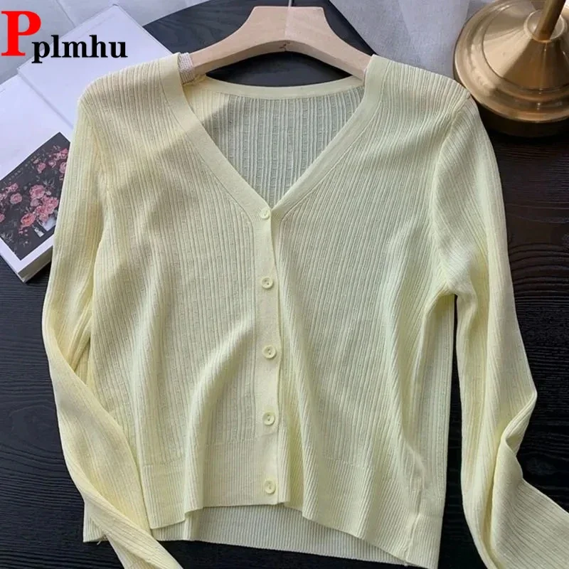 Women Thin Knit Sunscreen Cardigan Coat Korean Fashion Slim Strickjacke New Summer Casual Ice Slik Short Knitwaer Outwear
Women Thin Knit Sunscreen Cardigan Coat Korean Fashion Slim Strickjacke New Summer Casual Ice Slik Short Knitwaer Outwear