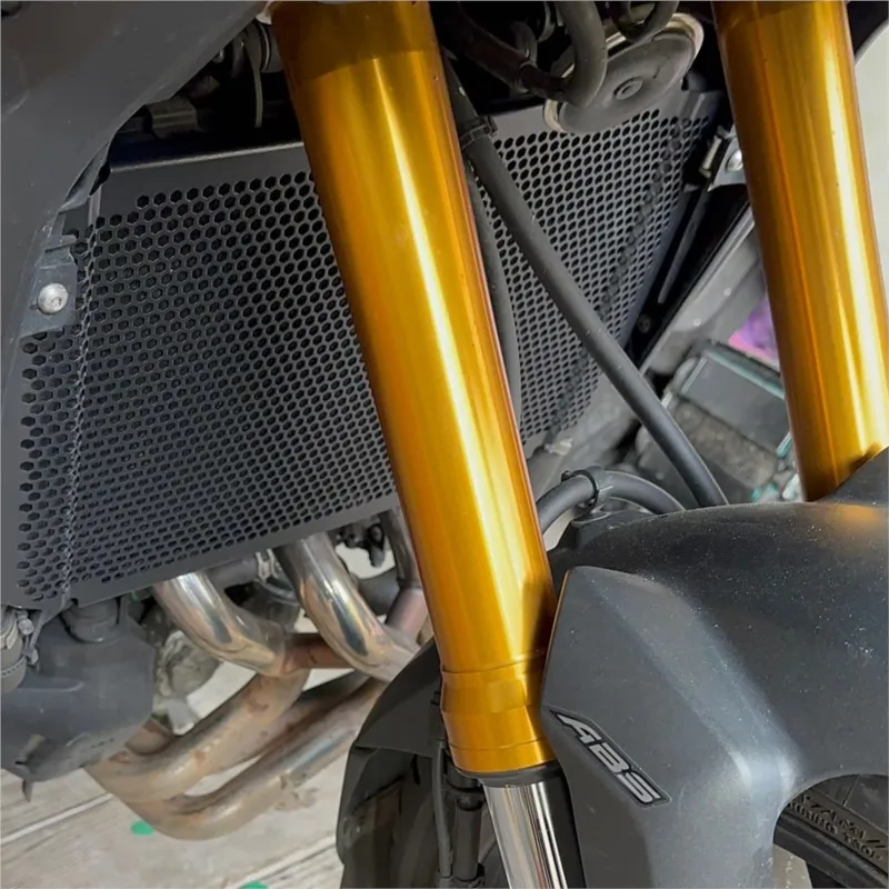 Motorcycle Radiator Guard Cover Protector For Yamaha FZ-09 MT-09 FZ09 MT09 2017 2018 2019 2020 Accessories XSR900 TRACE 900 GT 
Motorcycle Radiator Guard Cover Protector For Yamaha FZ-09 MT-09 FZ09 MT09 2017 2018 2019 2020 Accessories XSR900 TRACE 900 GT