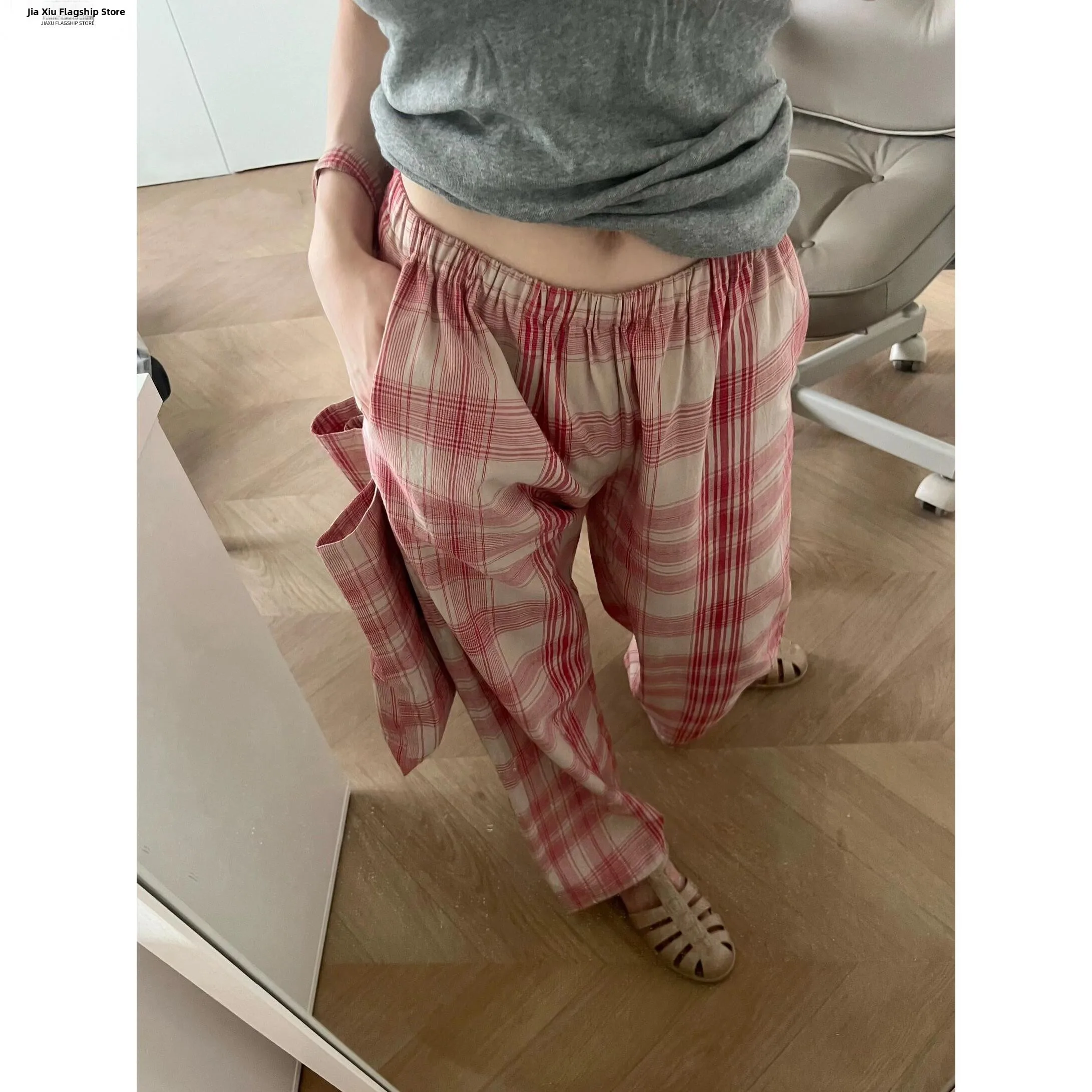 Korean Style High Waist Plaid Sleepwear Loose Casual Home Clothes Women's Spring Autumn plus Size Long Pants Outerwear
Korean Style High Waist Plaid Sleepwear Loose Casual Home Clothes Women's Spring Autumn plus Size Long Pants Outerwear