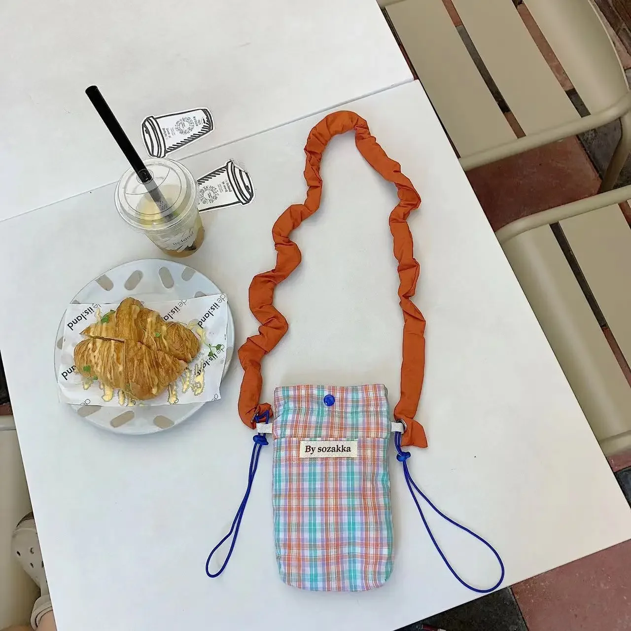 South Korea Clash Color Plaid Mobile Phone Bag Mini Crossbody Bag Small Fresh Girl Water Cup Bag
South Korea Clash Color Plaid Mobile Phone Bag Mini Crossbody Bag Small Fresh Girl Water Cup Bag