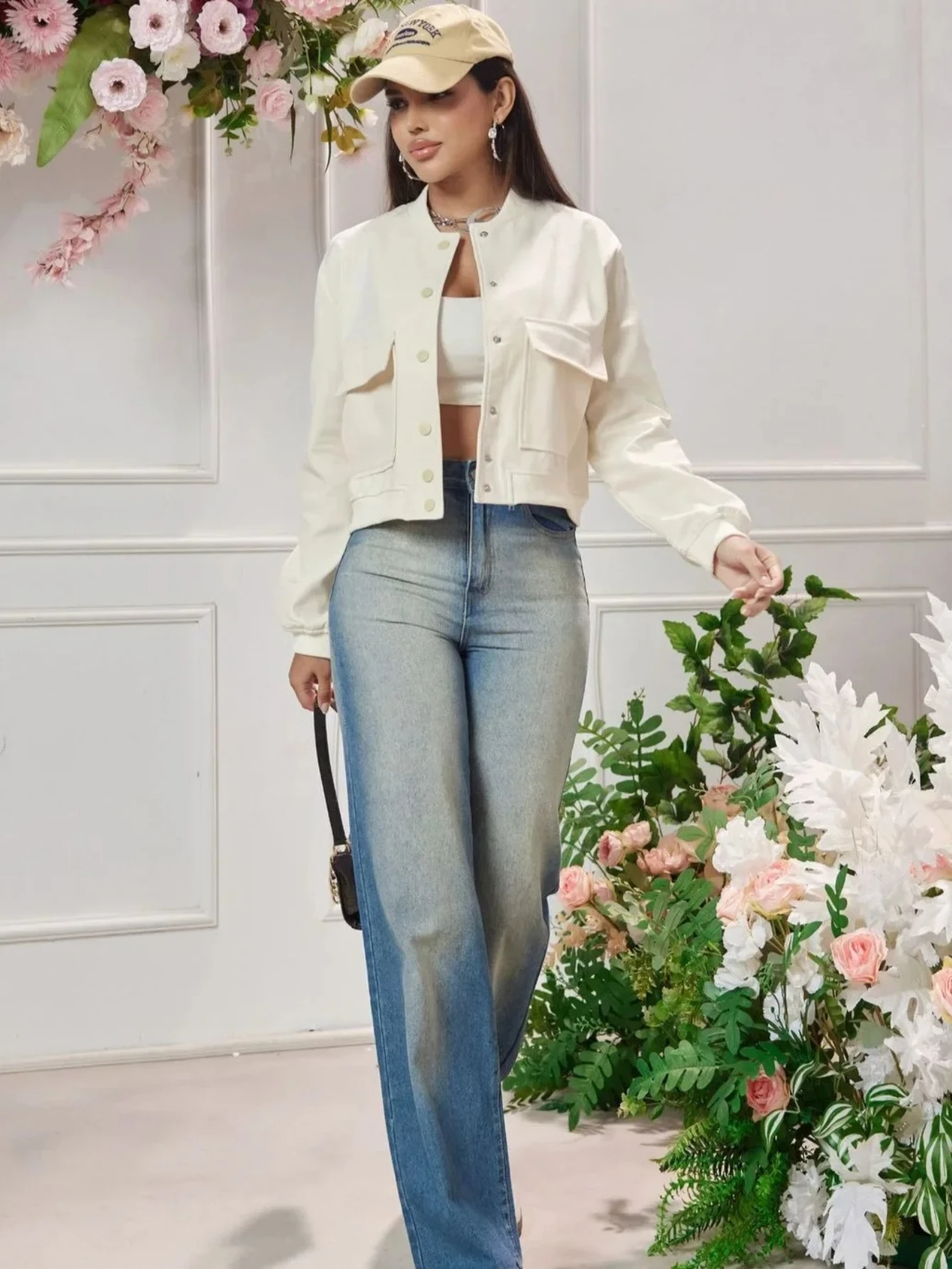 Fashionable Long Sleeve Baseball Jacket New Style Casual Coat Cover Pocket Comfortable Fit Women's Loose Jacket
Fashionable Long Sleeve Baseball Jacket New Style Casual Coat Cover Pocket Comfortable Fit Women's Loose Jacket