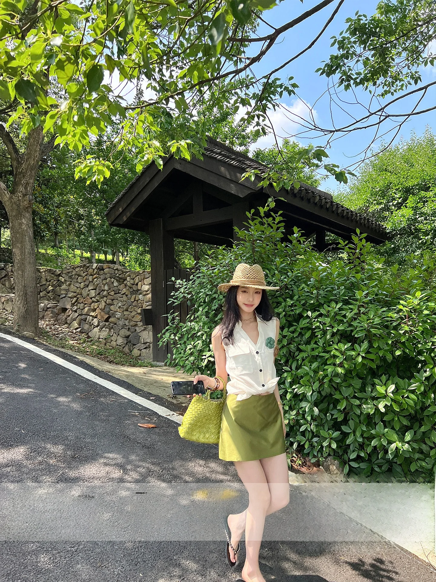 Ouyang Retro Linen Sleeveless Shirt Women's Summer Design Sensation Small Audience Vintage Shirt Vest Top Breathable Thin Model
Ouyang Retro Linen Sleeveless Shirt Women's Summer Design Sensation Small Audience Vintage Shirt Vest Top Breathable Thin Model