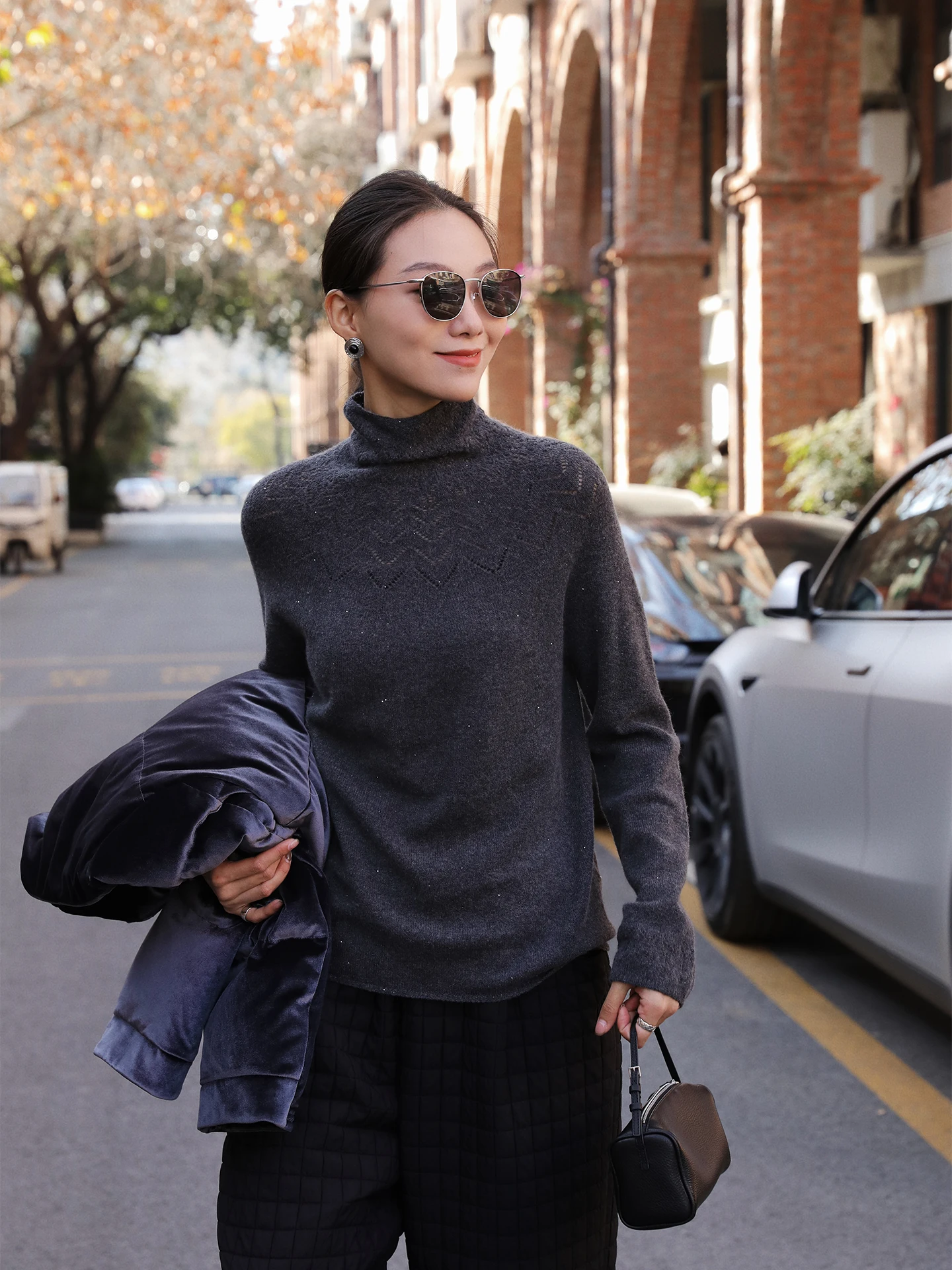 Теплый шерстяной вязаный свитер с узором на крючках, длинный свеч, верхняя часть с высоким воротником, свободный крой, повседневный зимний свитер, новое поступление...
Теплый шерстяной вязаный свитер с узором на крючках, длинный свеч, верхняя часть с высоким воротником, свободный крой, повседневный зимний свитер, новое поступление...