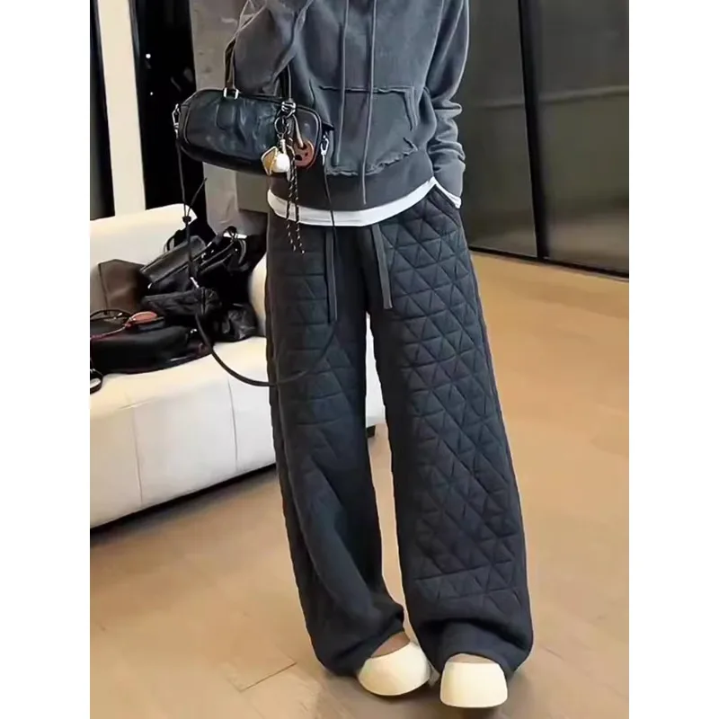 Women's Loose Cotton Trousers Winter New Style Casual Warm Fashionable Large Size Wide Leg Pants Diamond Pattern Drapey
Women's Loose Cotton Trousers Winter New Style Casual Warm Fashionable Large Size Wide Leg Pants Diamond Pattern Drapey