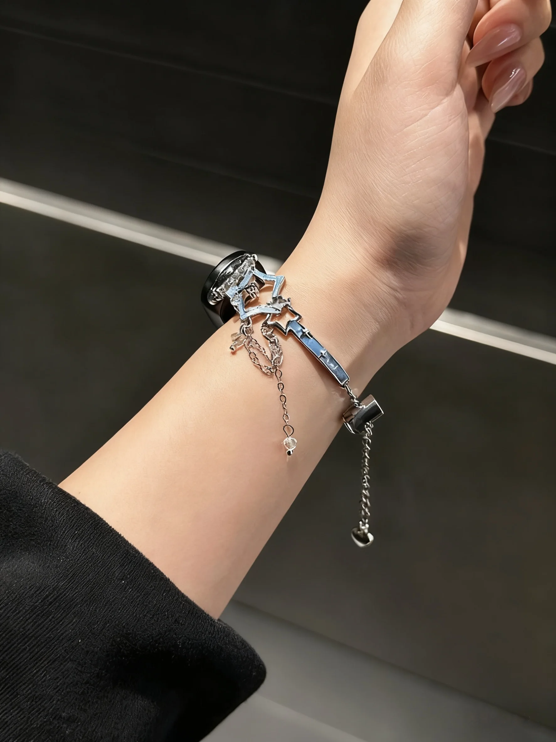 Hollow-out star metal strap suitable for Xiaomi Band 8Pro/9Pro,For Mi band 3/4/5/6/7,8/8NFC/9/9NFC/10/10NFC,For Redmi Watch5/4/6
Hollow-out star metal strap suitable for Xiaomi Band 8Pro/9Pro,For Mi band 3/4/5/6/7,8/8NFC/9/9NFC/10/10NFC,For Redmi Watch5/4/6