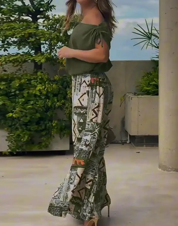 2 Piece Floral Print Wide Leg Pants Set Drawstring Cold Shoulder Top Outfit Women's Casual Summer Outfits
2 Piece Floral Print Wide Leg Pants Set Drawstring Cold Shoulder Top Outfit Women's Casual Summer Outfits