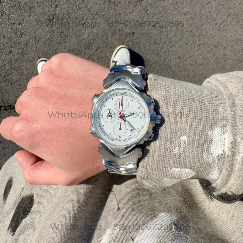 High-end private custom original judge second generation three-eye chronograph watch watch
High-end private custom original judge second generation three-eye chronograph watch watch