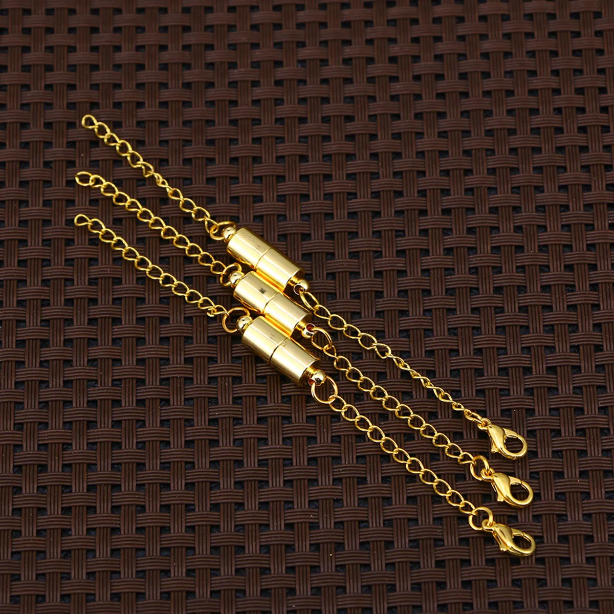 10 шт. магнитных удлинителей для ювелирных изделий из нержавеющей стали: для ожерелий, браслетов, браслетов на ногу, легко устанавливать и снимать, серебристый карабин
10 шт. магнитных удлинителей для ювелирных изделий из нержавеющей стали: для ожерелий, браслетов, браслетов на ногу, легко устанавливать и снимать, серебристый карабин