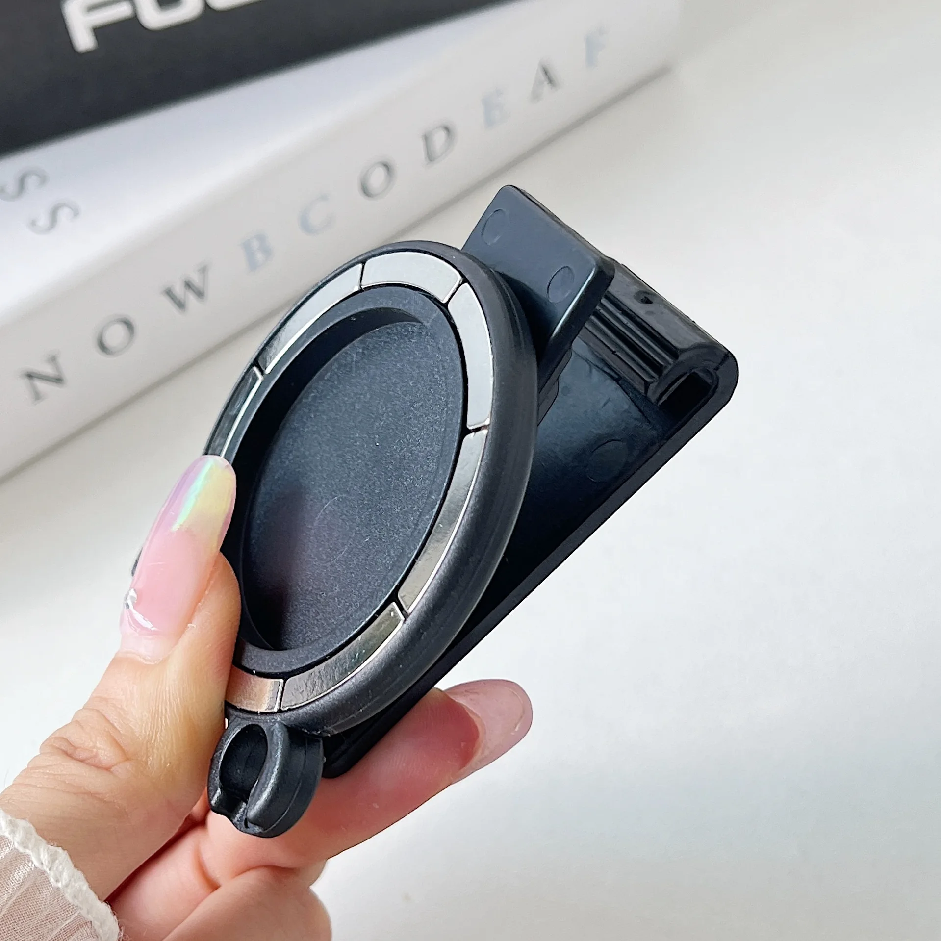 Magnetic Belt Clip Holder Mobile Phone Holder Free Hands Backpack Clip Metal Hook Spring Rope For iPhone Magsafe Accessories
Magnetic Belt Clip Holder Mobile Phone Holder Free Hands Backpack Clip Metal Hook Spring Rope For iPhone Magsafe Accessories