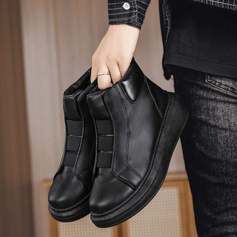 New Autumn-winter High-top Men's Casual Sneakers, Trendy and Versatile Men's Boots, Fleece-lined Warm Cotton Boots
New Autumn-winter High-top Men's Casual Sneakers, Trendy and Versatile Men's Boots, Fleece-lined Warm Cotton Boots