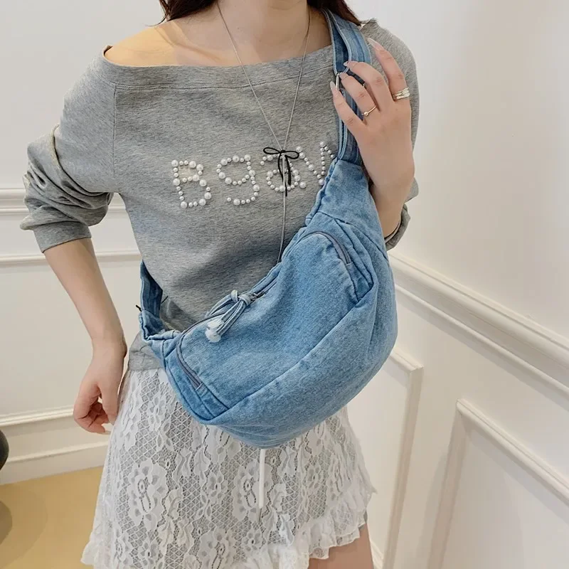 Leisure Denim Shoulder Bag For Women Double Zipper Handbag Large Capacity Anti theft Crossbody Chest Bag Lady Banana Belt Bags
Leisure Denim Shoulder Bag For Women Double Zipper Handbag Large Capacity Anti theft Crossbody Chest Bag Lady Banana Belt Bags