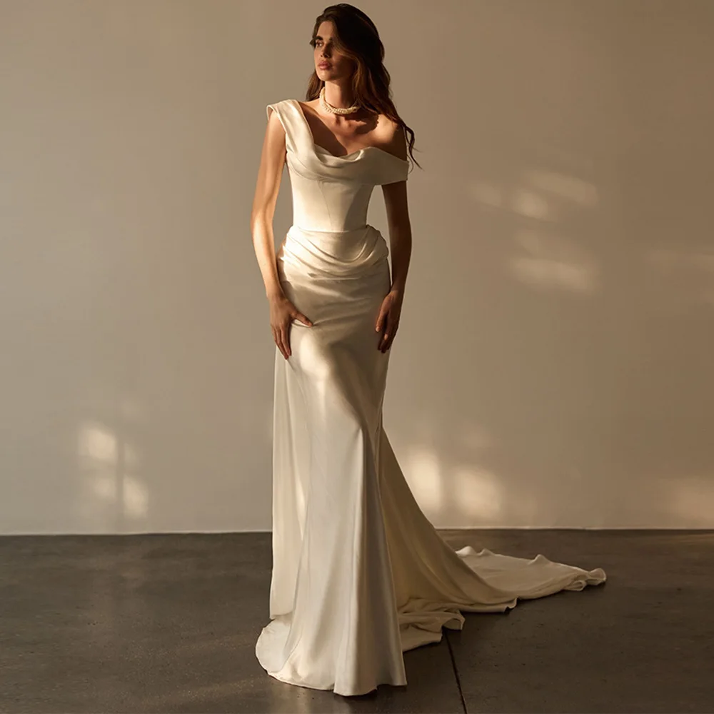 Satin Off the Shoulder Evening Dress Customized Temperament Short Sleeves Bridal Party Sweep Train Bespoke Occasion Gowns
Satin Off the Shoulder Evening Dress Customized Temperament Short Sleeves Bridal Party Sweep Train Bespoke Occasion Gowns