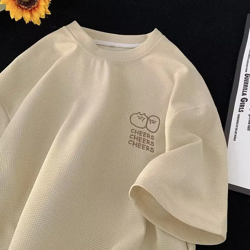 Waffle ice silk short-sleeved T-shirt men's summer new fashion brand clothes loose half-sleeved American heavyweight T-shirt top
Waffle ice silk short-sleeved T-shirt men's summer new fashion brand clothes loose half-sleeved American heavyweight T-shirt top
