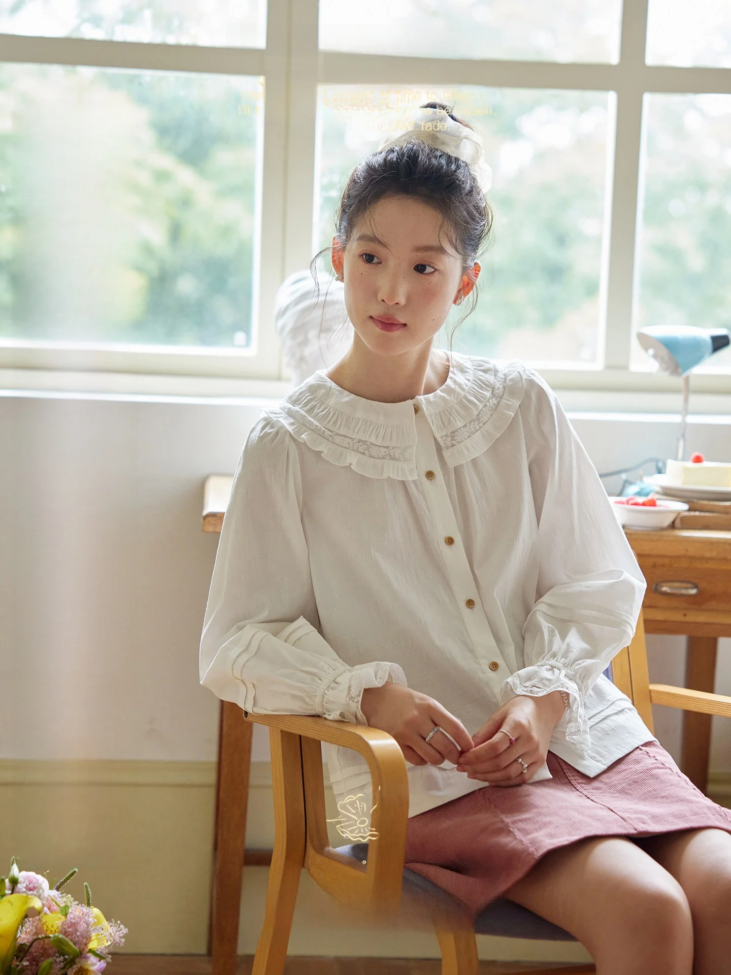 Sweet Lace Trim Splice Tu Pleat Long Sve irt Cotton Commute Sle Loose Fit Anti UV Daily Wear Button down Girl's irt
Sweet Lace Trim Splice Tu Pleat Long Sve irt Cotton Commute Sle Loose Fit Anti UV Daily Wear Button down Girl's irt