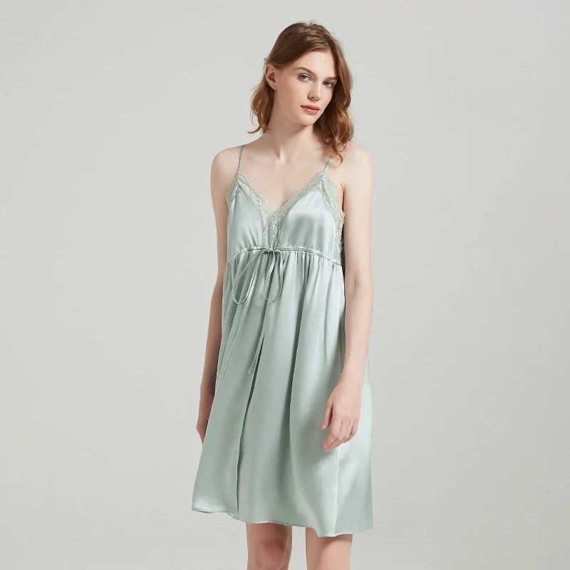6A-grade 100% mulberry silk nightdress, lace tie waist, sexy 19-momme heavyweight silk camisole dress
6A-grade 100% mulberry silk nightdress, lace tie waist, sexy 19-momme heavyweight silk camisole dress