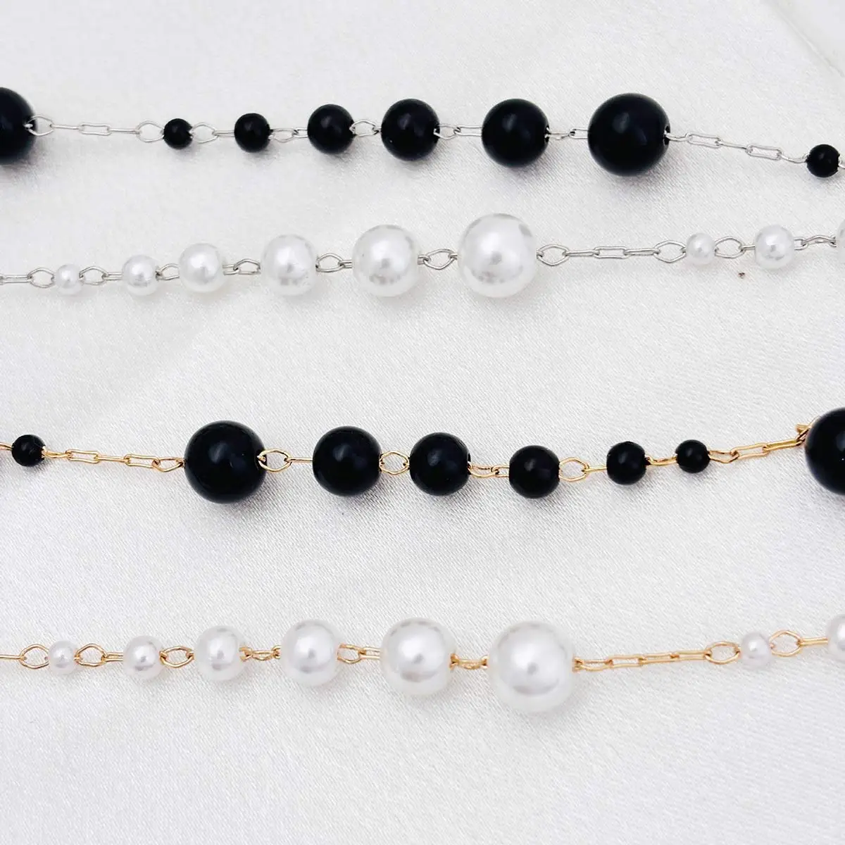 10Yards DIY Link Chain Resin Black White Imitation Pearl Beaded Size Gradient 3-8mm Handmade Necklace Hairpin Jewelry Supplies
10Yards DIY Link Chain Resin Black White Imitation Pearl Beaded Size Gradient 3-8mm Handmade Necklace Hairpin Jewelry Supplies