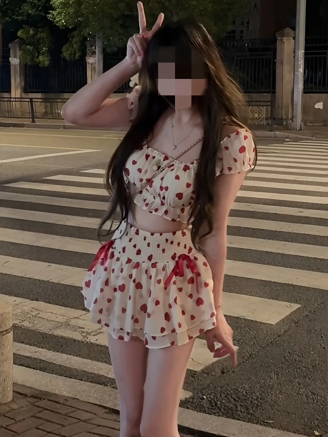 Sweet Cool Spicy Girl Style Heart Print Bubble Sleeve Set Women's Summer Slimming Fashion Design Casual Wear High Waist
Sweet Cool Spicy Girl Style Heart Print Bubble Sleeve Set Women's Summer Slimming Fashion Design Casual Wear High Waist