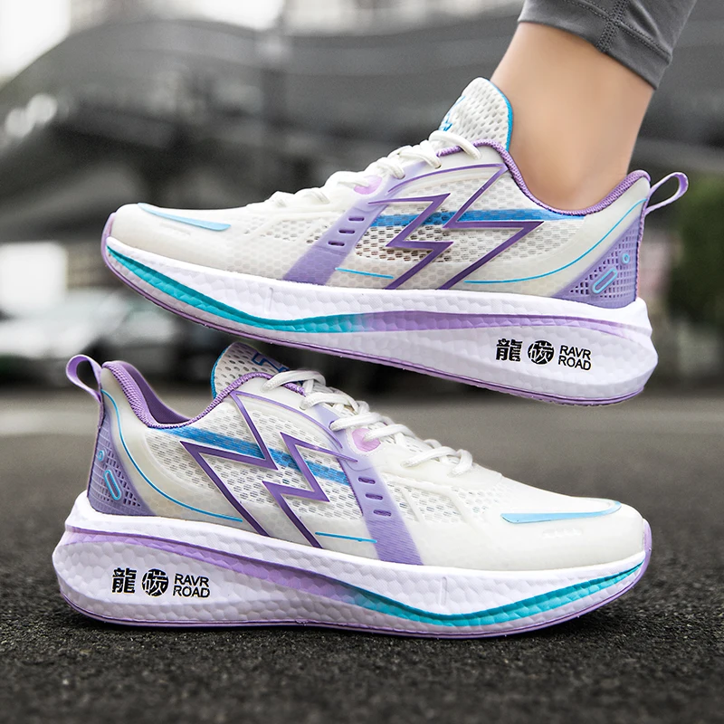 Fashion Running Shoes Men Sneakers Tenis Luxury Shoes Couple's Super Light Breathable Shoes Sports Blade Cushioning Jogging
Fashion Running Shoes Men Sneakers Tenis Luxury Shoes Couple's Super Light Breathable Shoes Sports Blade Cushioning Jogging