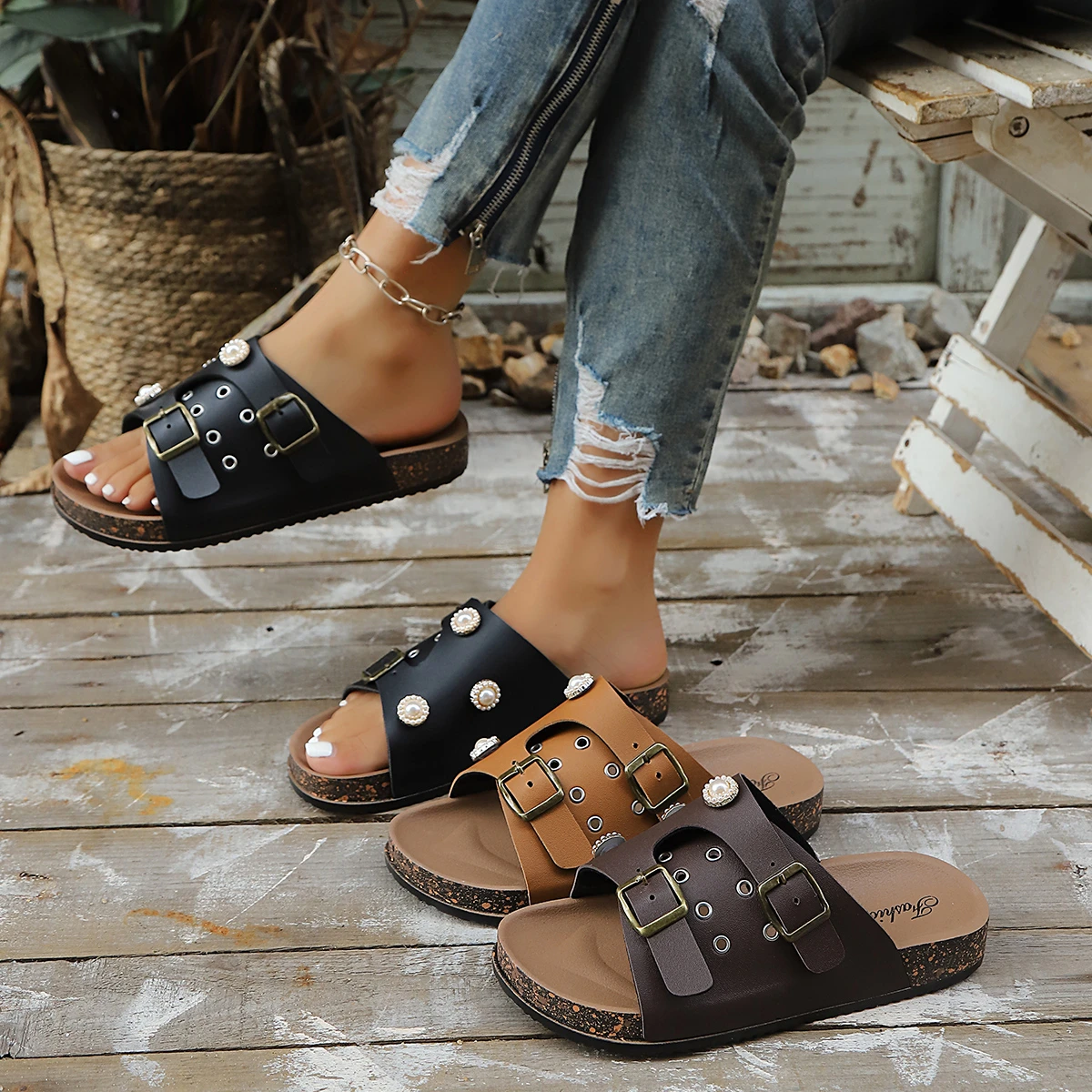 Summer Women cork Thick-soled round head rhinestone pearl decoration adjustable buckle Slippers Fashion Outdoor Walking sandals
Summer Women cork Thick-soled round head rhinestone pearl decoration adjustable buckle Slippers Fashion Outdoor Walking sandals