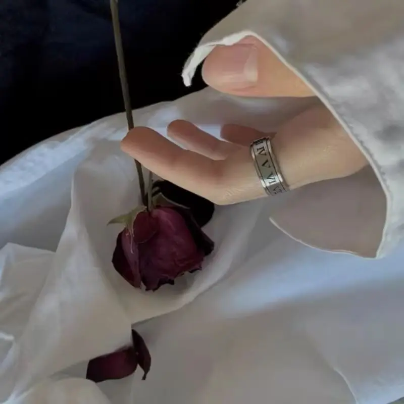 Autumn Stainless Steel Stress-reducing Roman Numeral Rotatable Ring For Women Men Jewelry Valentine's Day Gift
Autumn Stainless Steel Stress-reducing Roman Numeral Rotatable Ring For Women Men Jewelry Valentine's Day Gift