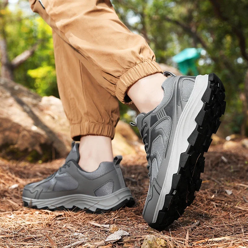 Men's Hiking Shoes with Anti-slip and Scratch-resistant Mesh Spring and Summer Lace-up Flat Heel Round Toe Lace-up Sports Shoes
Men's Hiking Shoes with Anti-slip and Scratch-resistant Mesh Spring and Summer Lace-up Flat Heel Round Toe Lace-up Sports Shoes